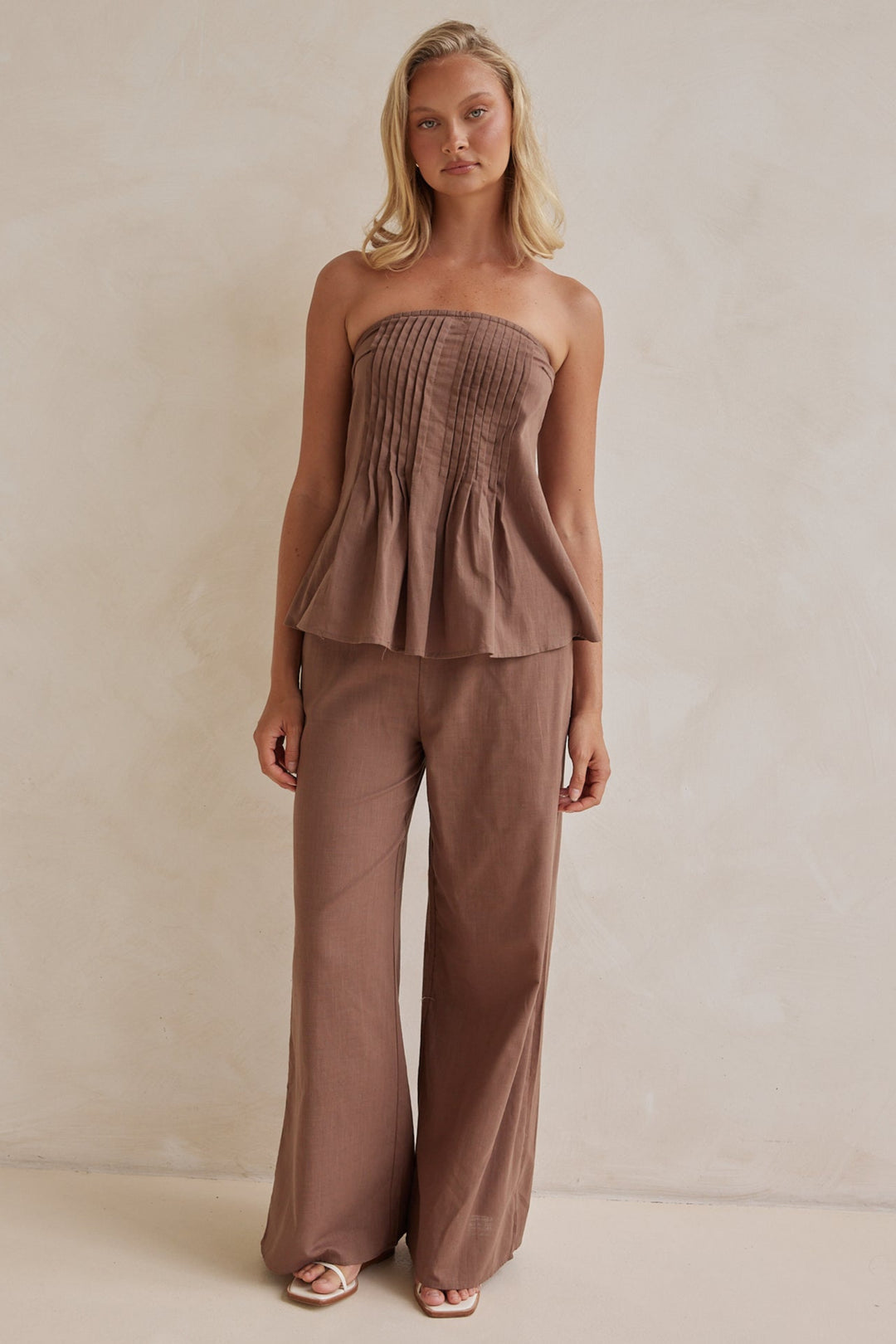Chocolate Brown Linen Co-ord Set – Strapless Pleated Top & Wide-Leg Pants