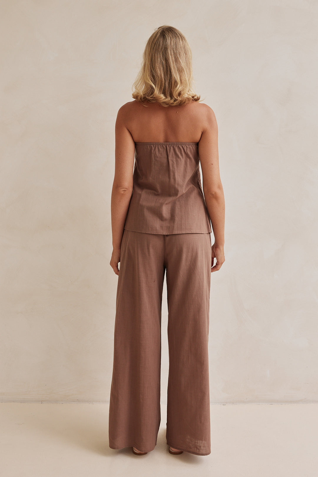 Chocolate Brown Linen Co-ord Set – Strapless Pleated Top & Wide-Leg Pants